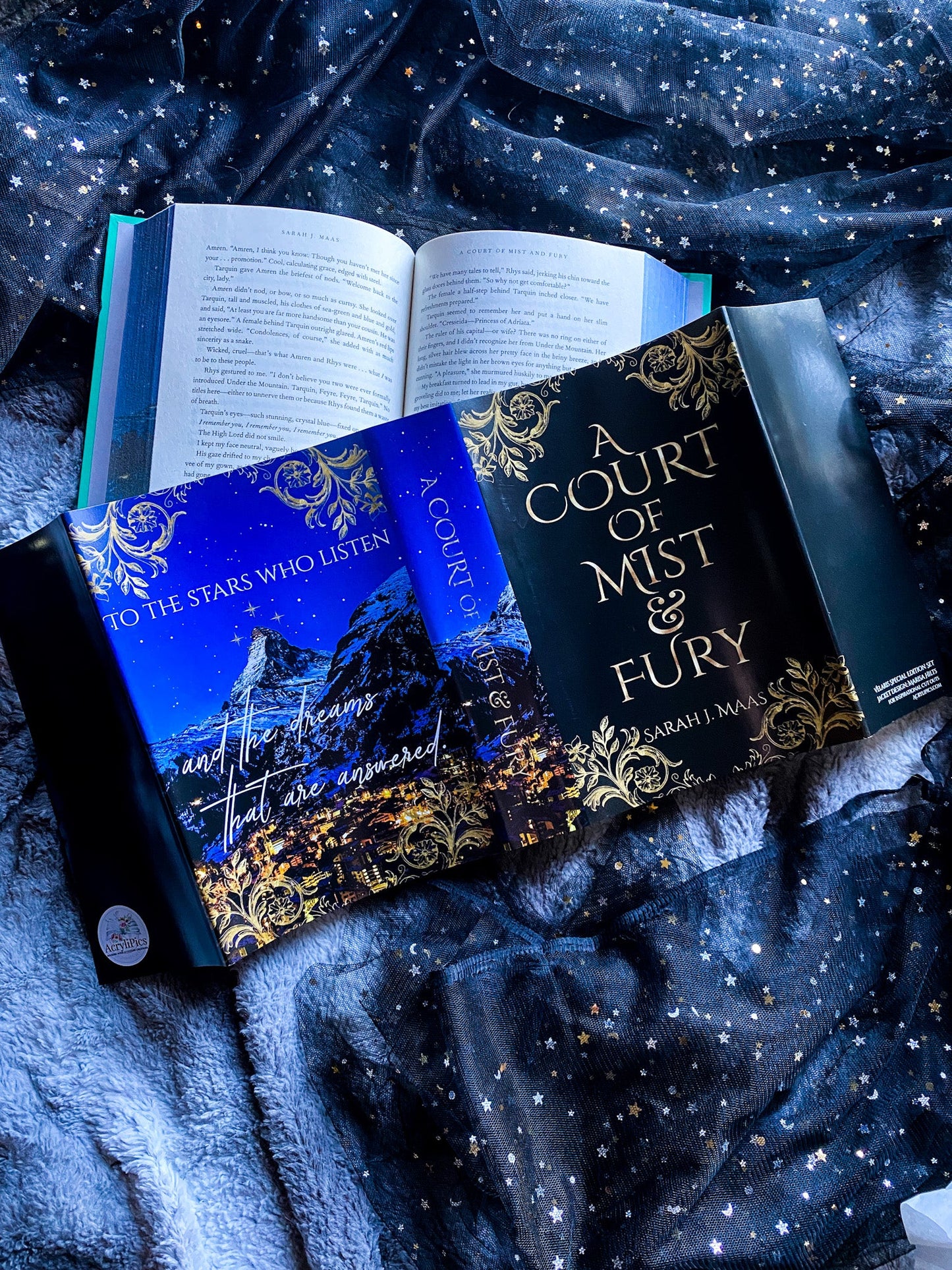 Velaris X ACOTAR Special Edition Book Box Set with Velaris Printed Pages